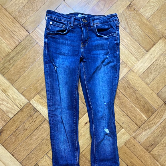 Zara premium dark wash size 4 jeans
